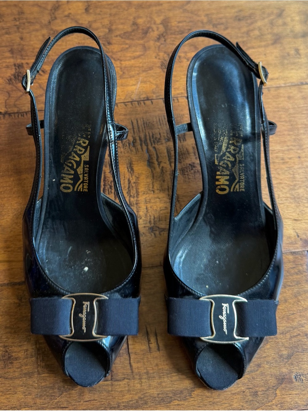 Vintage Salvatore Ferragamo Slingback Pumps with Vara Bow Made in Italy Size 7.5